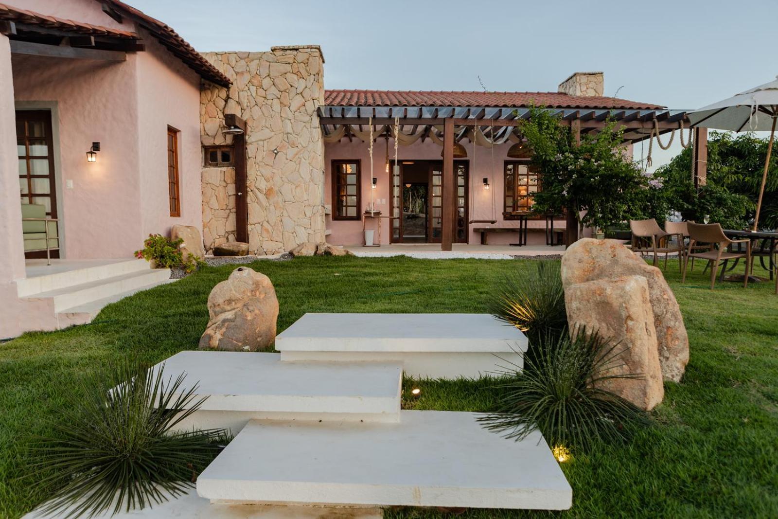 Casa Pedra Da Lua, Uma Casa Contemplar O Agreste. Holiday home *