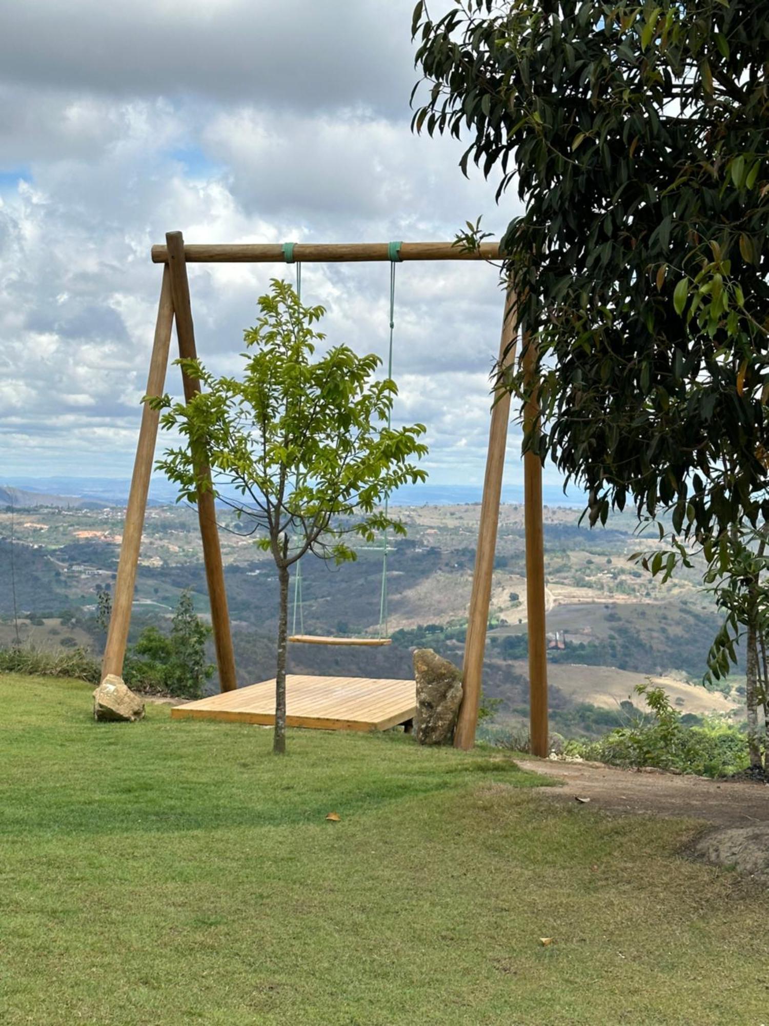 Casa Pedra Da Lua, Uma Casa Contemplar O Agreste. *